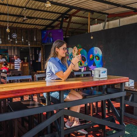 Arenal Container Hostel La Fortuna Exterior photo