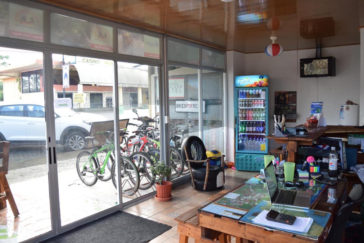 Arenal Container Hostel La Fortuna Exterior photo